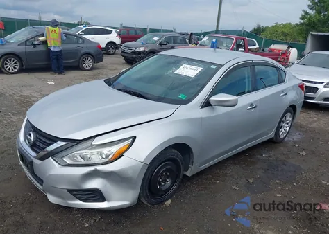 2016 Nissan Altima 2.5/2.5 S/2.5 Sl/2.5 Sr/2.5 Sv z USA, uszkodzony, nr VIN 1N4AL3AP9GN374750